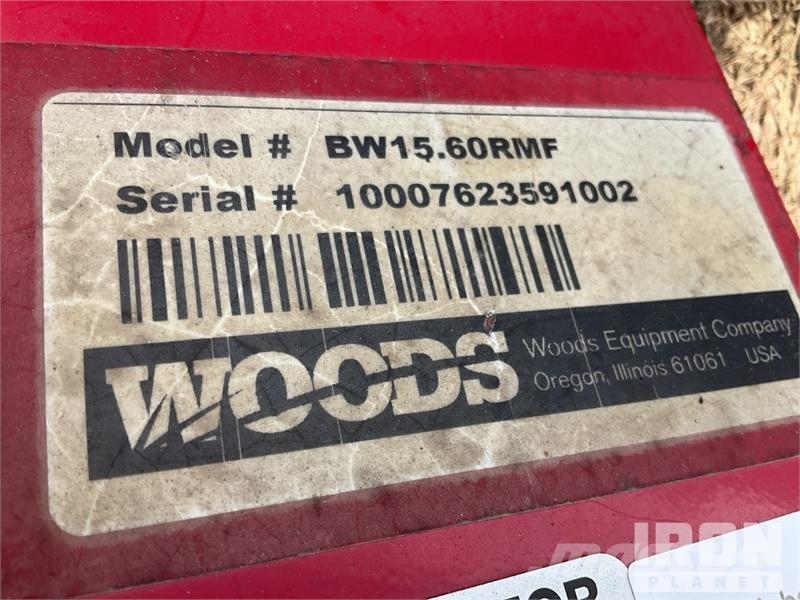 Woods BW1560 15 ft Batwing Rotary Cutter 茎切断機