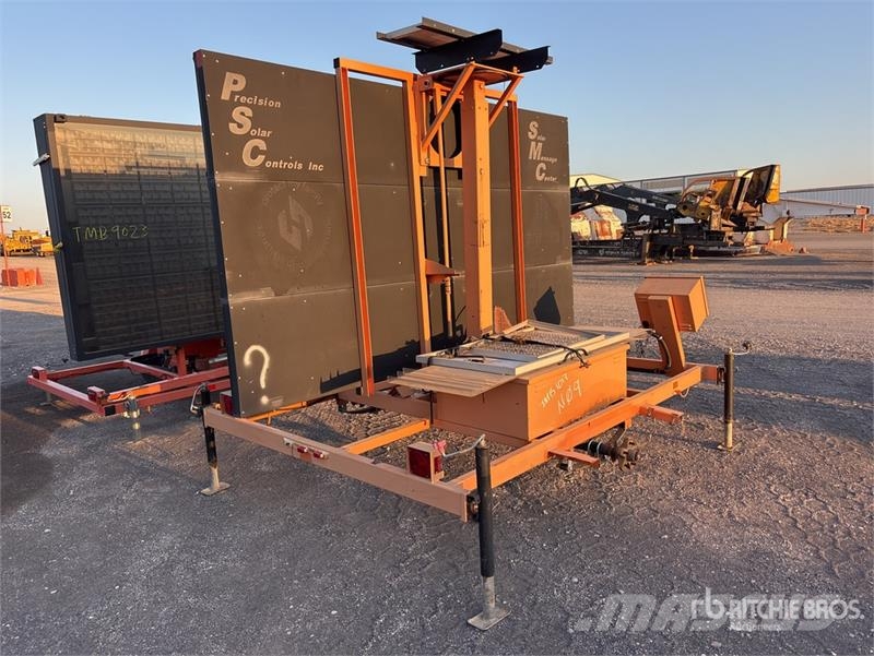Work Area Protection Solar Message Board Други