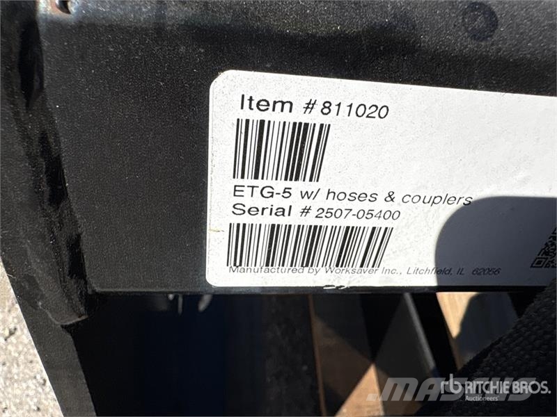Worksaver ETG-5 60 in 60" grapple bucket Skid Steer Grapple Grabulje