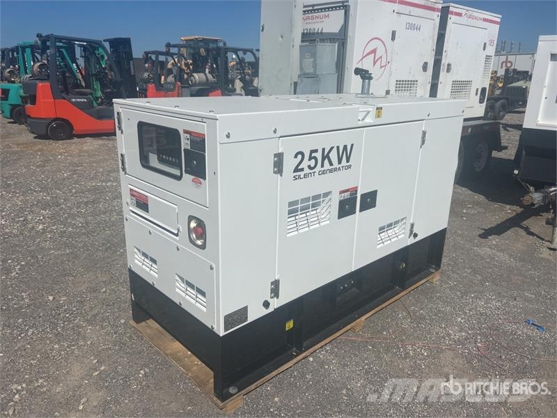 World Class 25 kW Skid-Mounted Generator Set Dizelski agregati
