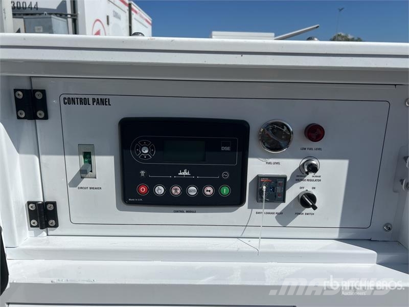 World Class 25 kW Skid-Mounted Generator Set Dizelski agregati