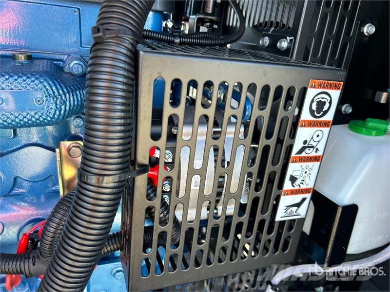 World Class 25KW 25 kW Skid-Mounted Generator Set Generatori diesel
