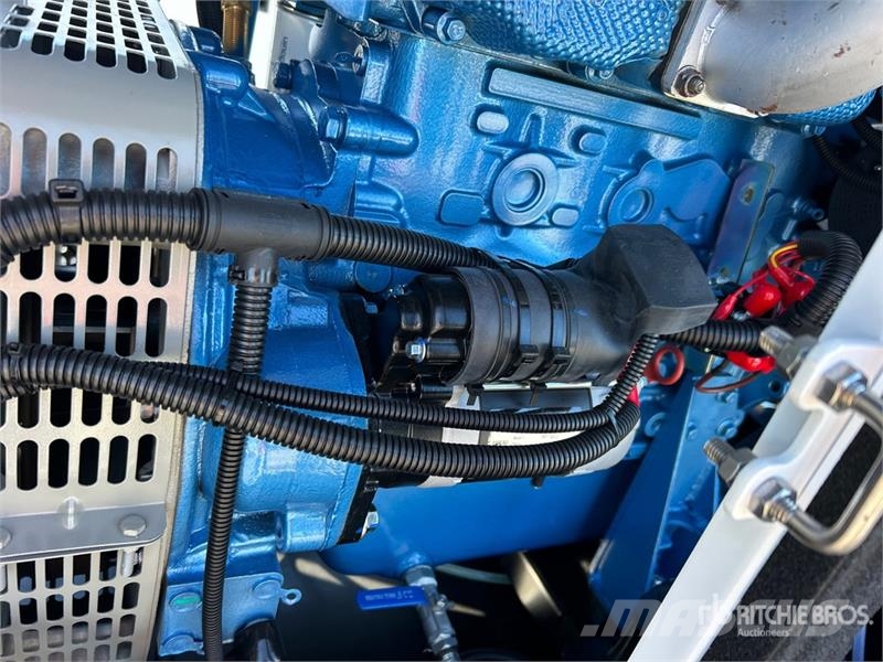 World Class 25KW 25 kW Skid-Mounted Generator Set Generatori diesel
