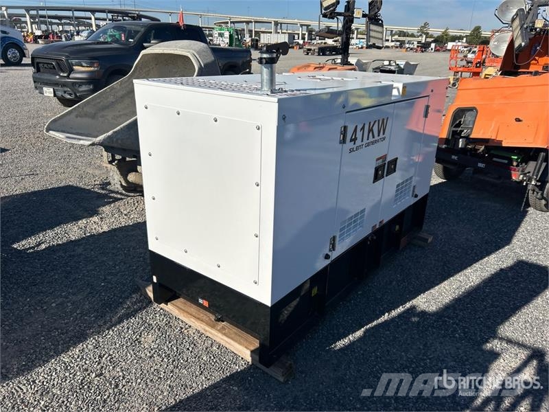 World Class 41KW 41 kW Skid-Mounted Generator Set Generatori diesel