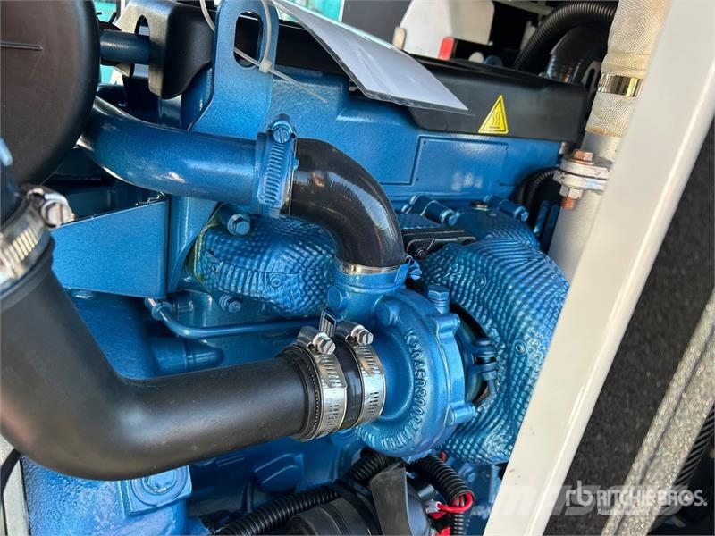 World Class 41KW 41 kW Skid-Mounted Generator Set Generatori diesel