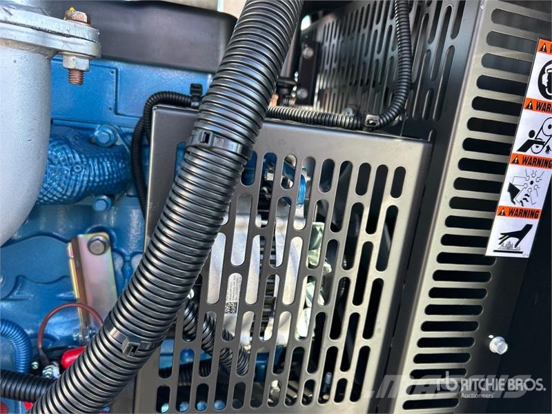 World Class 41KW 41 kW Skid-Mounted Generator Set Generatori diesel