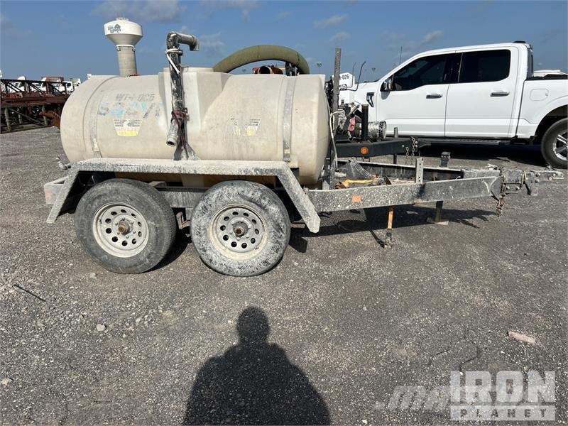Wylie & Son EXP-500L-S 450 gal T/A Water Tank Trailer Muud veokid