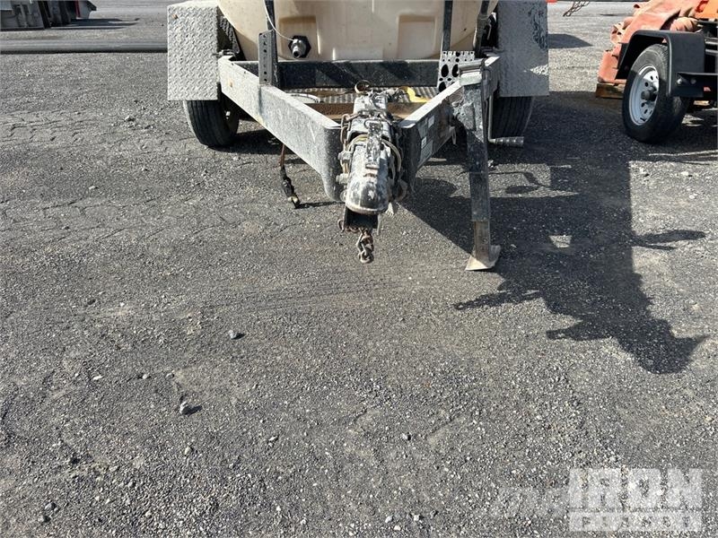Wylie & Son EXP-500L-S 450 gal T/A Water Tank Trailer Muud veokid