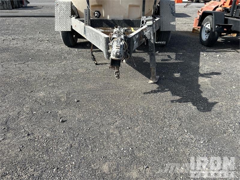 Wylie & Son EXP-500L-S 450 gal T/A Water Tank Trailer Muud veokid