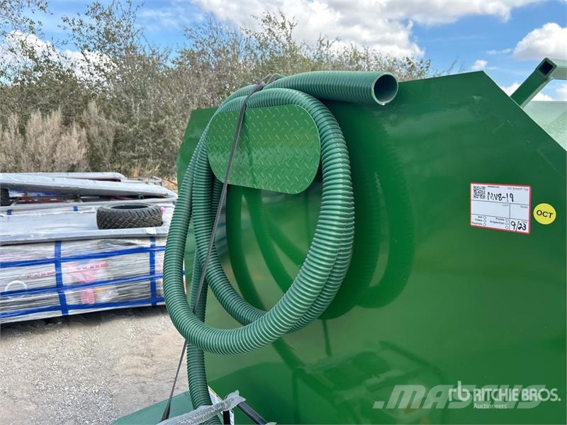 X-STAR 1450 gal T/A Water Tank Trailer (Unused) Other trucks