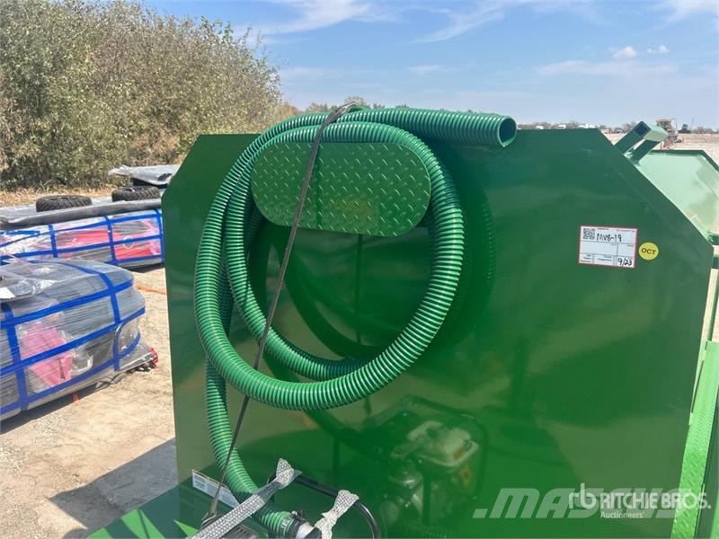  X-STAR 1450 gal T/A Water Tank Trailer (Unused) Egyéb