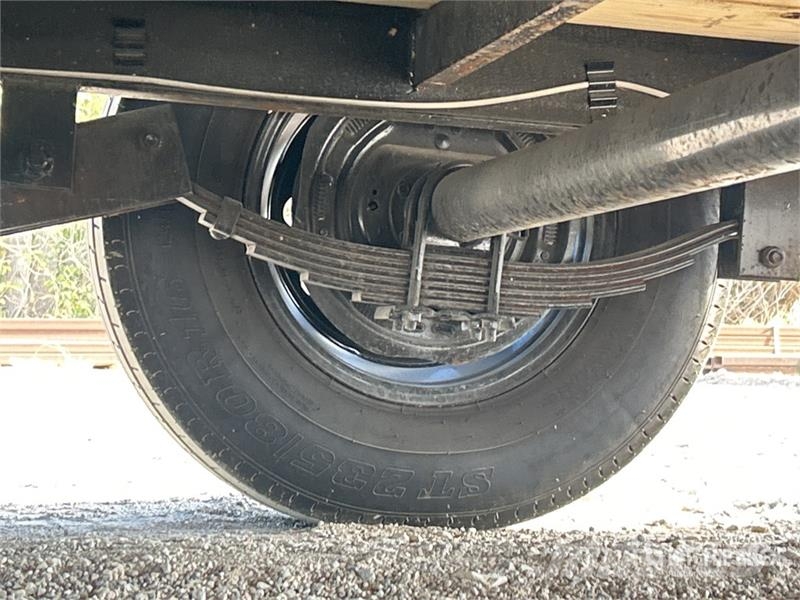 X-STAR 20 ft T/A Tilt Deck Trailer (Unused) Nizki nakladalci