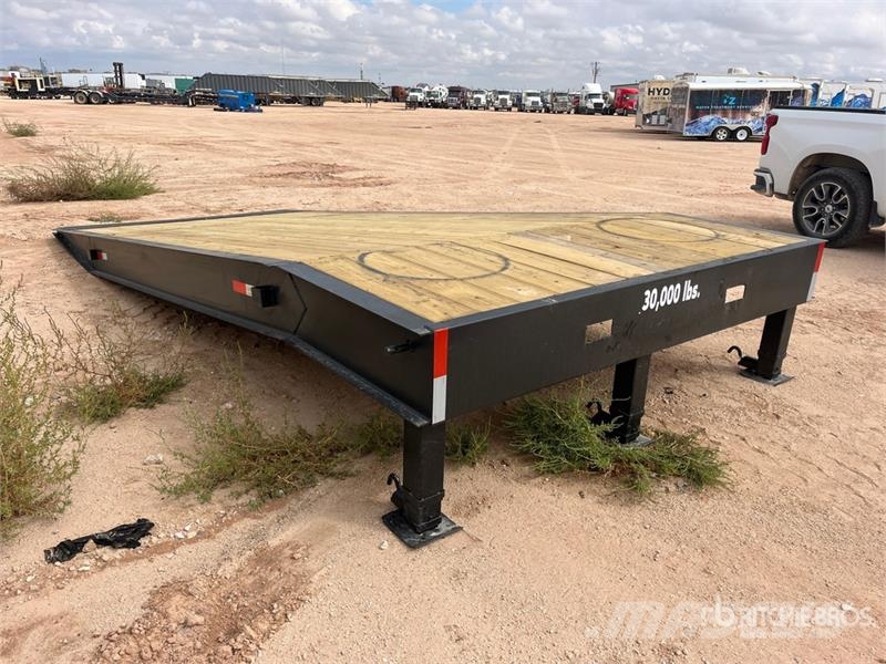  X-STAR 20 ft x 101 in Loading Ramp (Unused) 其他