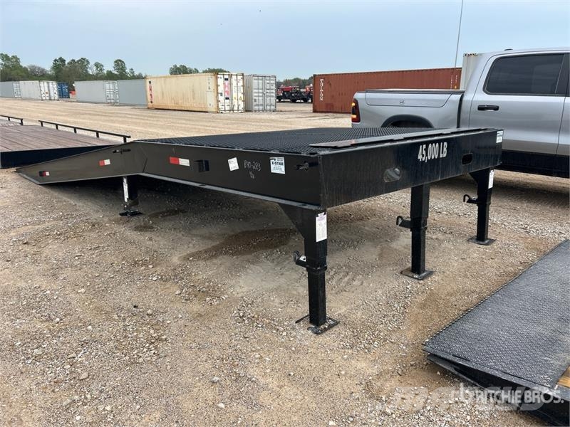 X-STAR 25 ft x 101 in Loading Ramp معدات البناء - غير ذلك