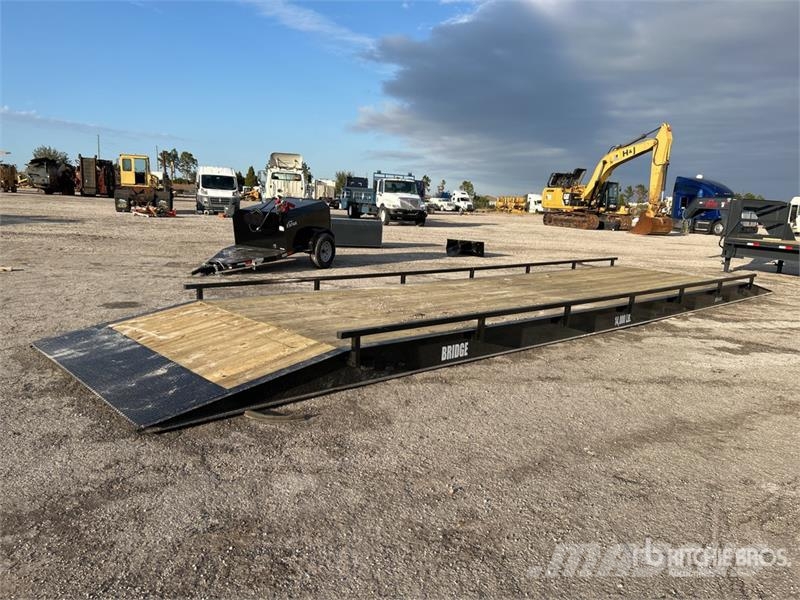  X-STAR 40 ft x 101 in Bridge (Unused) Altri componenti