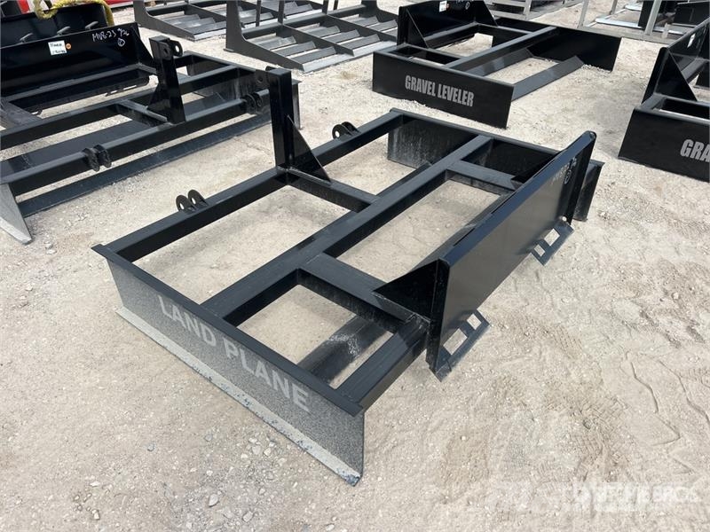 X-STAR 72 in Skid Steer Landplane (Unused) Sleepeggen
