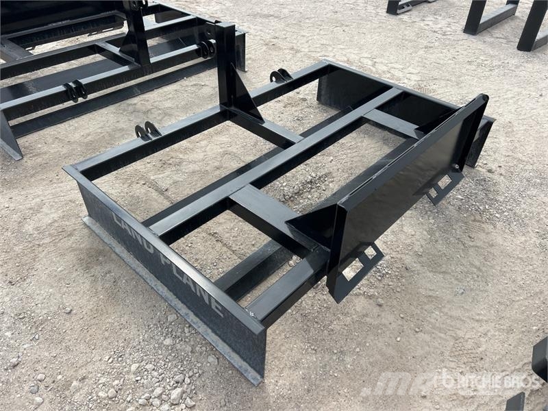 X-STAR 72 in Skid Steer Landplane (Unused) Sleepeggen