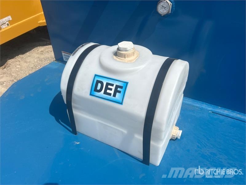  X-STAR 750 gal T/A Tanker Trailer (Unused) Autocisternas