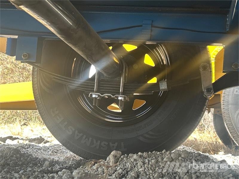  X-STAR 750 gal T/A Tanker Trailer (Unused) Autocisternas