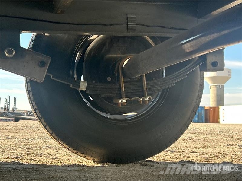  X-STAR 990GL T/A 990 gal Fuel Trailer (Unused) مقطورات ذات صهاريج