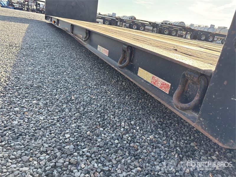 XL Specialized 30DD 52 ft T/A Step Deck Trailer 로우 로더