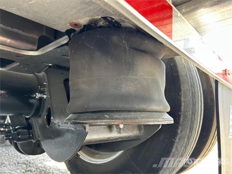Xtreme 53 ft T/A Spread Axle Step Deck Trailer Plataformas bajas