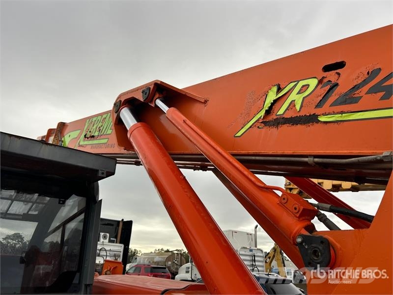 Xtreme XR1245 Telehandler مناولات متداخلة