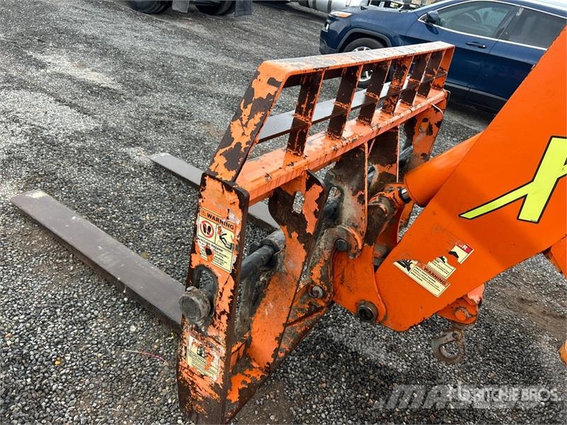 Xtreme XR1245 Telehandler مناولات متداخلة