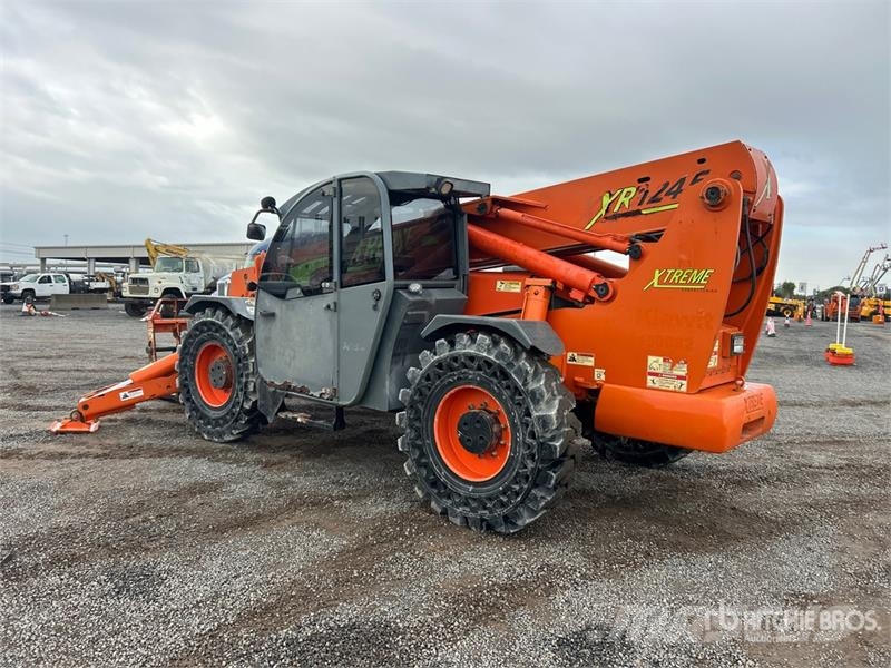 Xtreme XR1245 Telehandler مناولات متداخلة