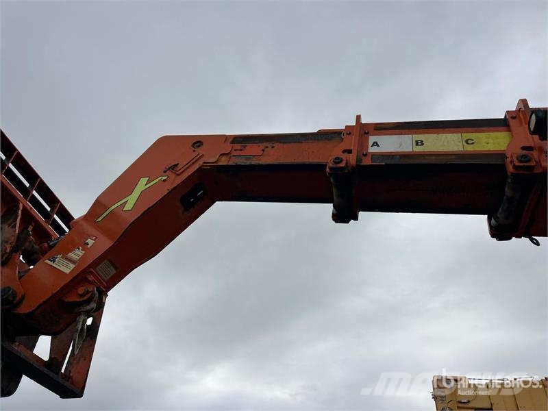 Xtreme XR1245 Telehandler مناولات متداخلة