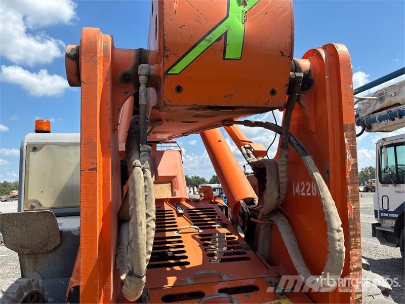 Xtreme XR1255 Telehandler テレスコーピックハンドラー