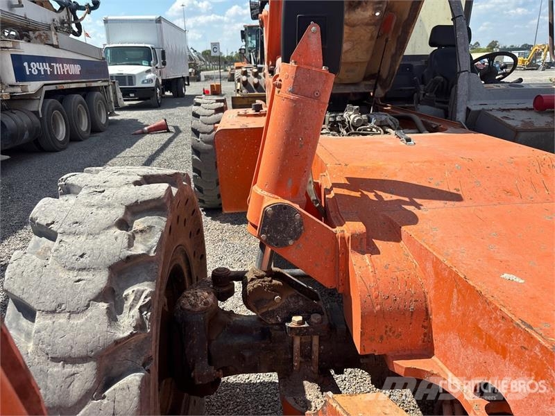 Xtreme XR1255 Telehandler テレスコーピックハンドラー