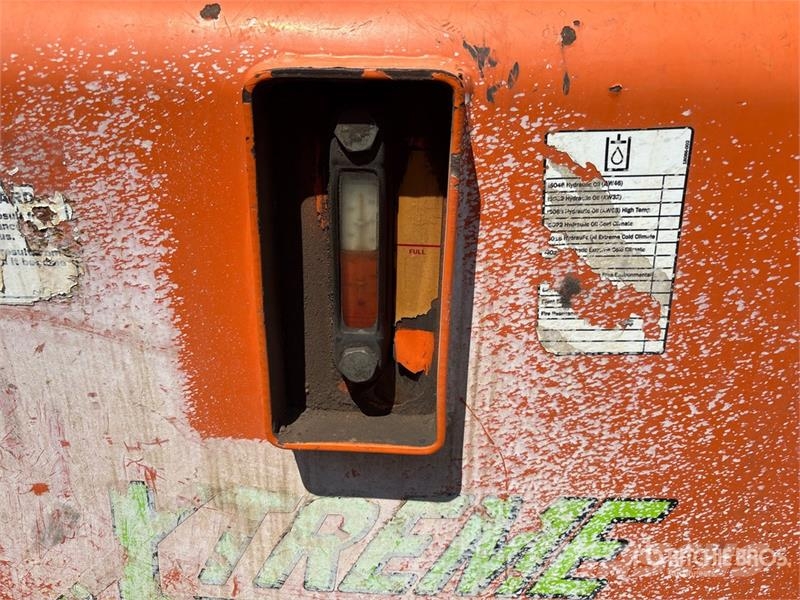 Xtreme XR1255 Telehandler テレスコーピックハンドラー