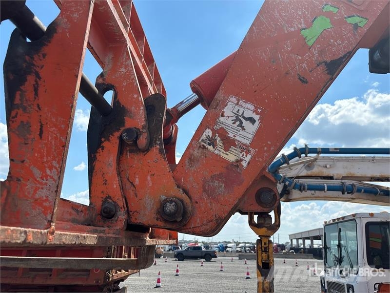 Xtreme XR1255 Telehandler テレスコーピックハンドラー