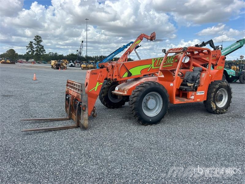 Xtreme XR842 Telehandler Manipuladores telescópicos