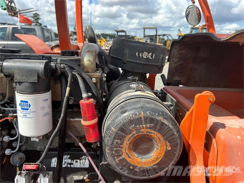 Xtreme XR842 Telehandler Manipuladores telescópicos