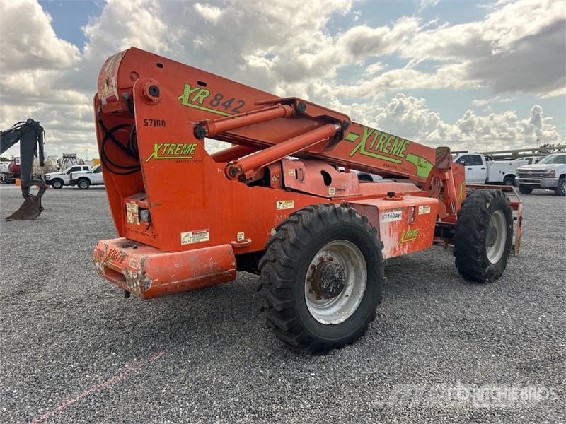 Xtreme XR842 Telehandler Manipuladores telescópicos