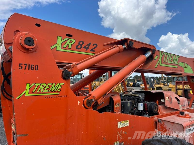 Xtreme XR842 Telehandler Manipuladores telescópicos