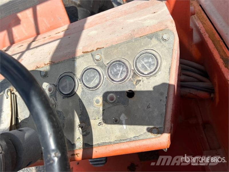 Xtreme XR842 Telehandler Manipuladores telescópicos