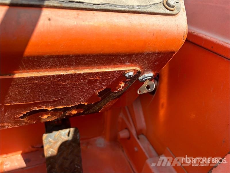 Xtreme XR842 Telehandler Manipuladores telescópicos