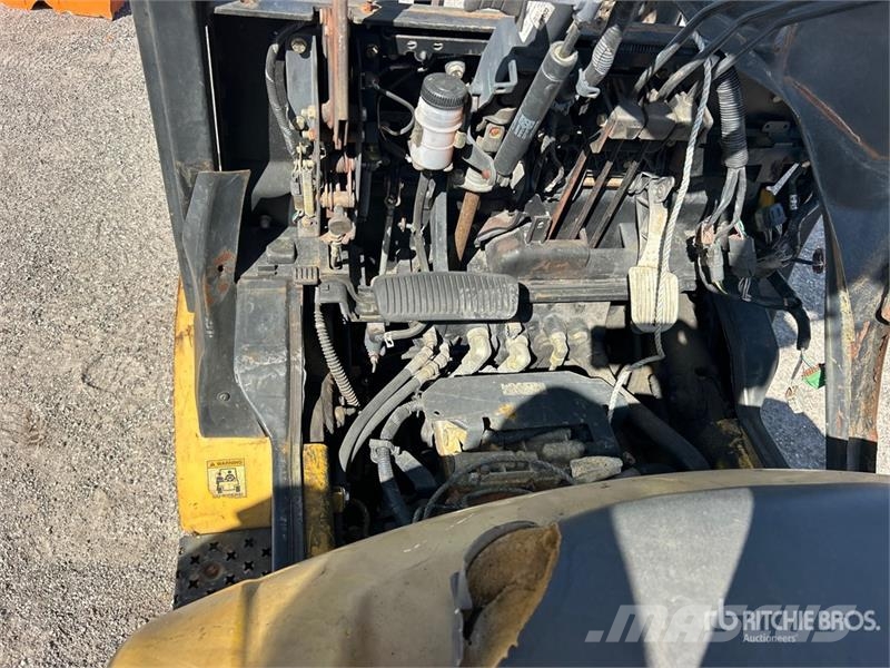 Yale 40VX Pneumatic Tire Forklift Viljuškari - ostalo