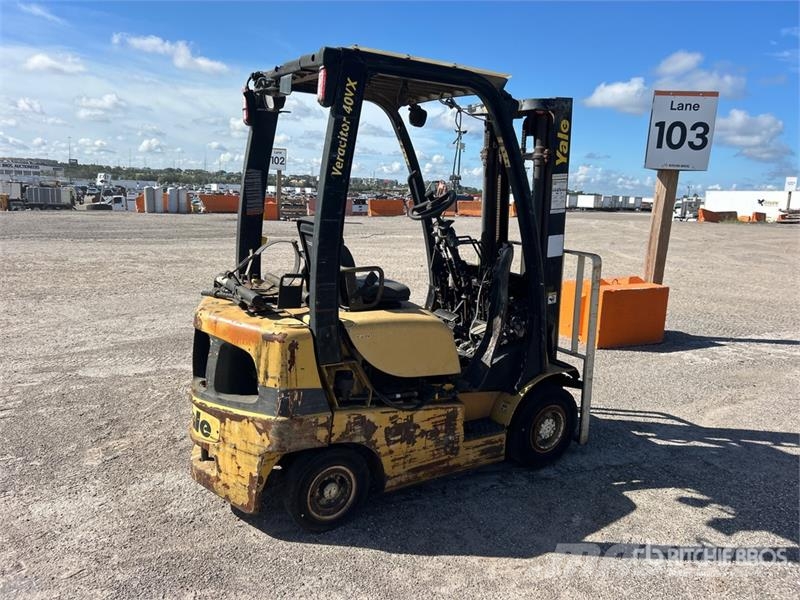 Yale 40VX Pneumatic Tire Forklift Viljuškari - ostalo