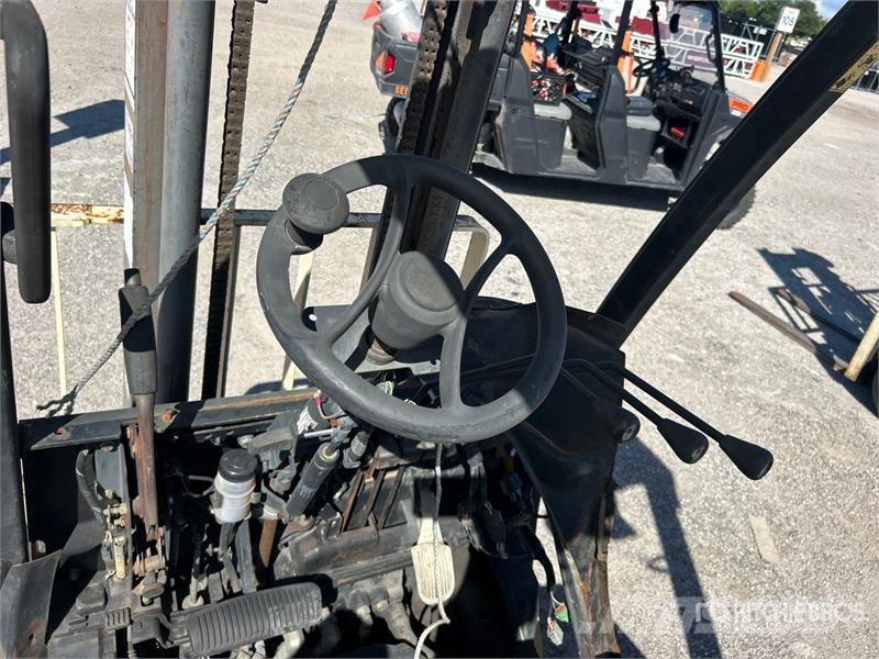Yale 40VX Pneumatic Tire Forklift Viljuškari - ostalo