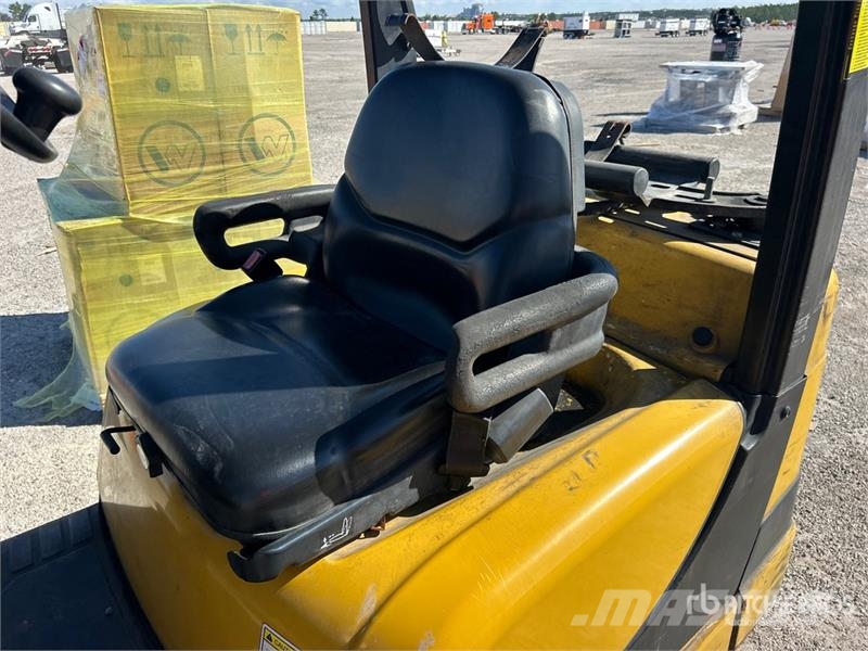 Yale 4800 lb Cushion Tire Forklift 그 외 지게차