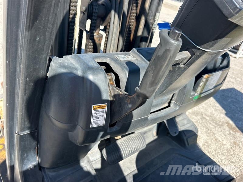 Yale 4800 lb Cushion Tire Forklift 그 외 지게차