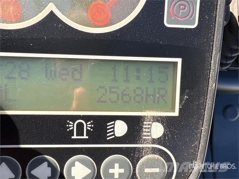 Yale 5450 lb Cushion Tire Forklift フォークリフト - その他