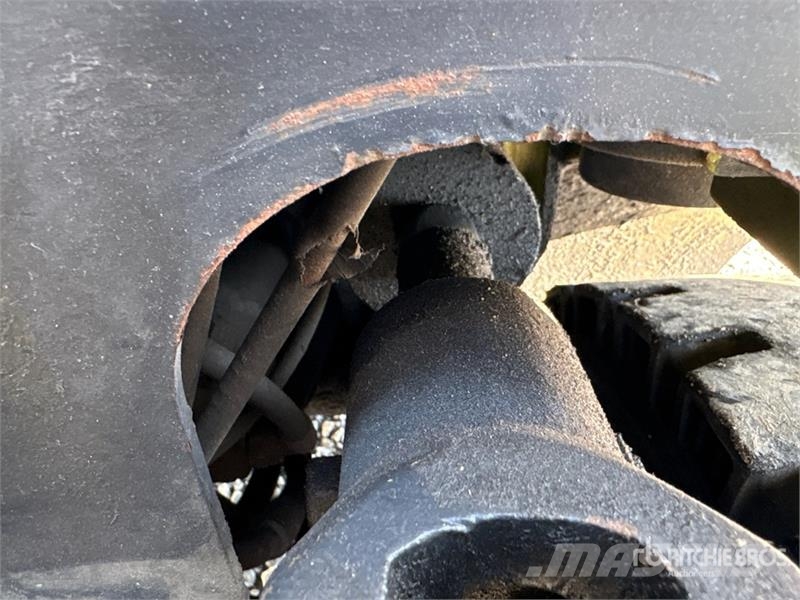 Yale 5450 lb Cushion Tire Forklift フォークリフト - その他