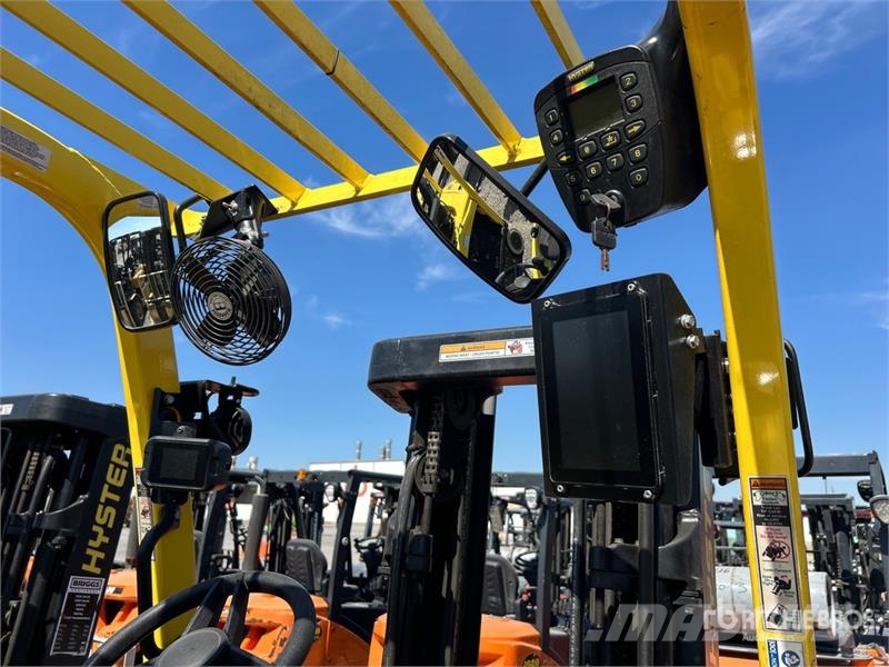 Yale E50XN-33 4550 lb Electric Forklift (Inoperable) Carrelli elevatori elettrici