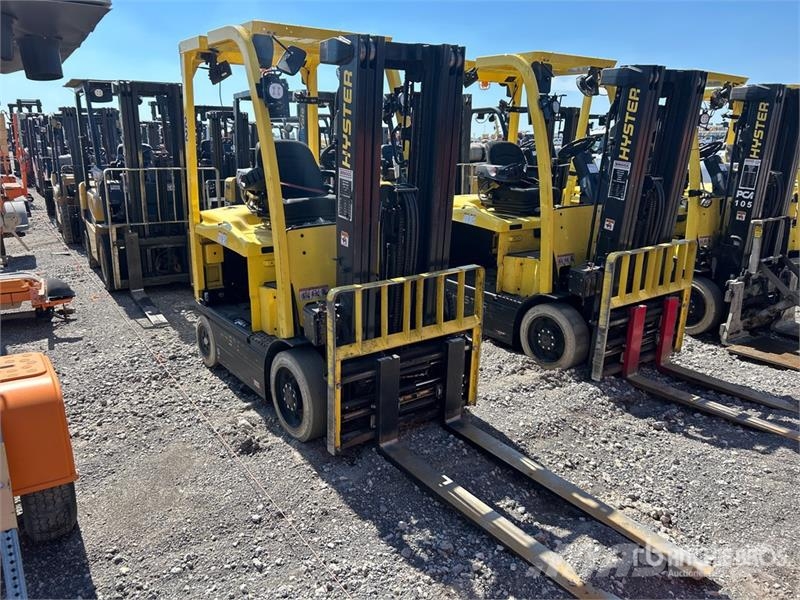 Yale E50XN-33 4550 lb Electric Forklift (Inoperable) Carrelli elevatori elettrici