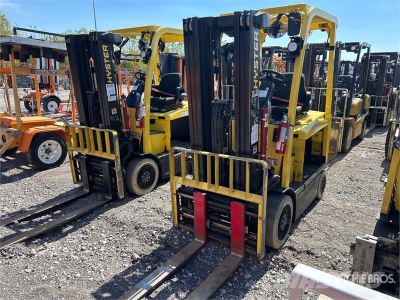 Yale E50XN-33 4550 lb Electric Forklift (Inoperable) Carrelli elevatori elettrici